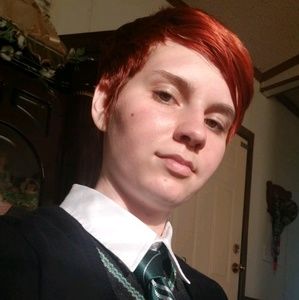 Meet your Posher, Ashton